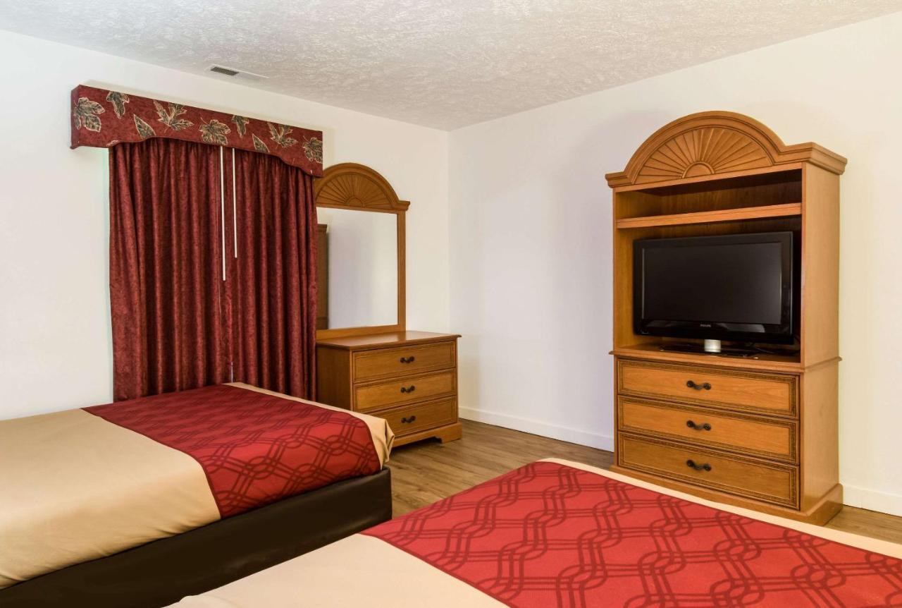 Econo Lodge Inn & Suites Lake Harmony - Pocono Mountains Area White Haven Exterior photo