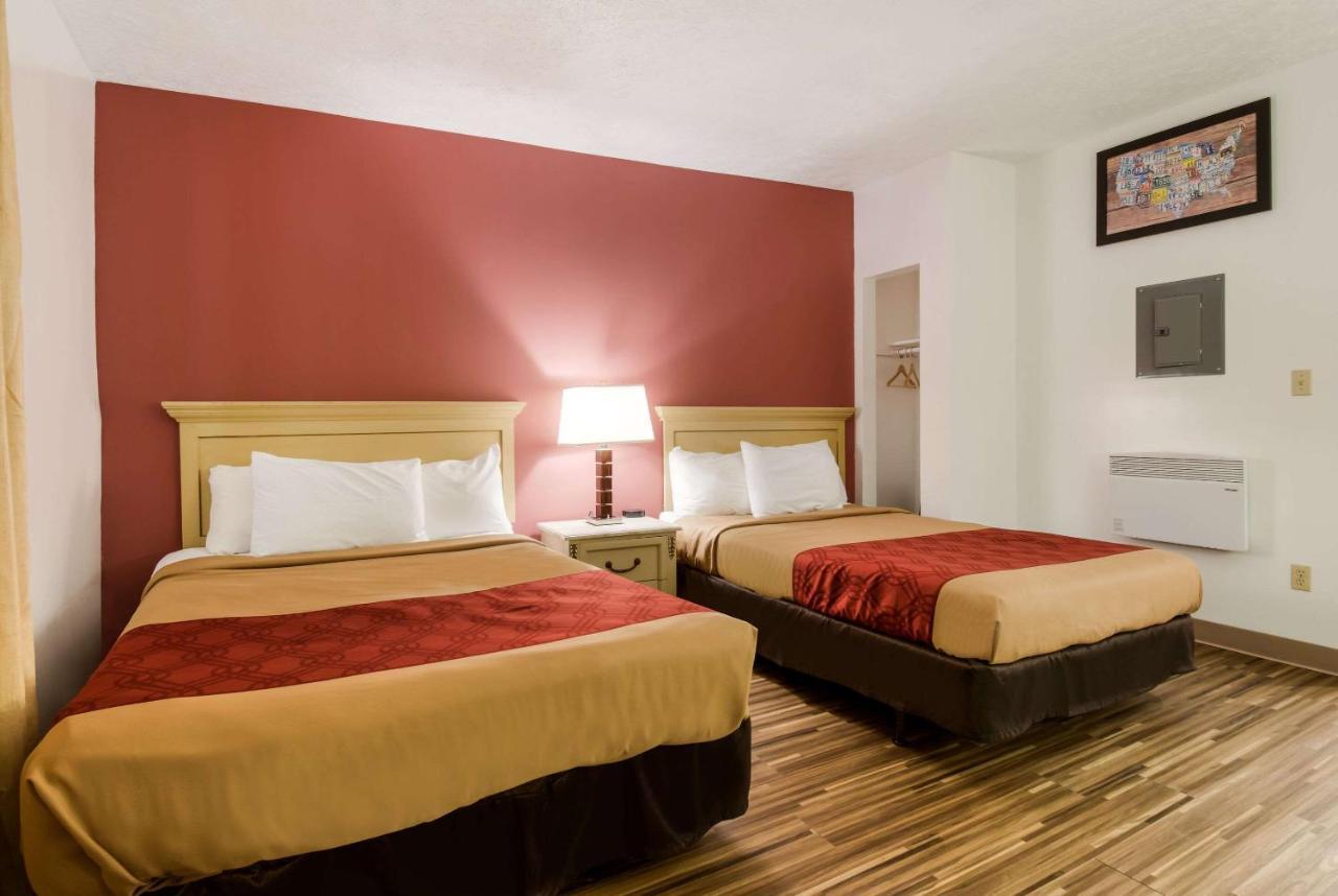Econo Lodge Inn & Suites Lake Harmony - Pocono Mountains Area White Haven Exterior photo