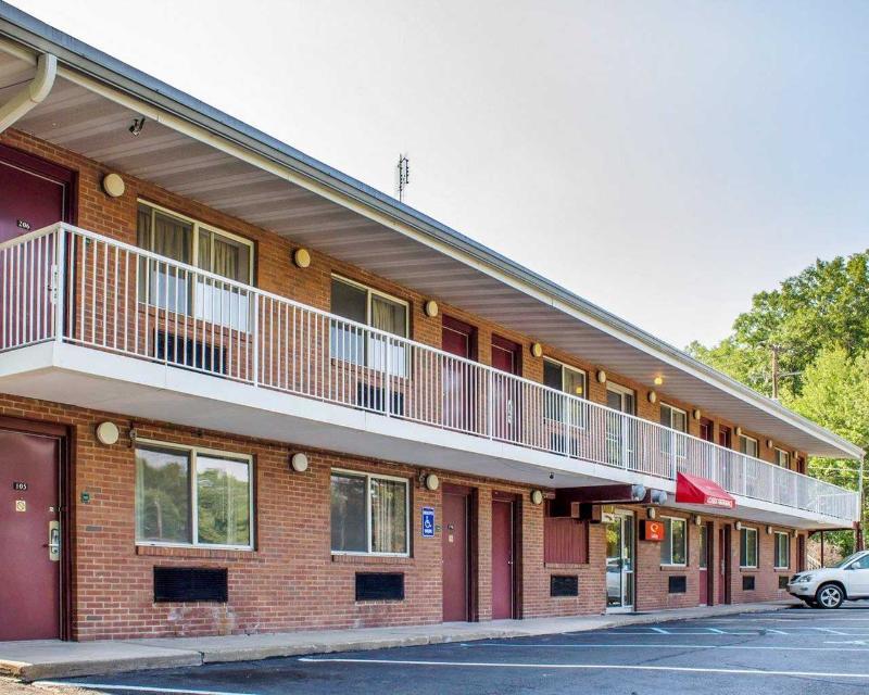 Econo Lodge Inn & Suites Lake Harmony - Pocono Mountains Area White Haven Exterior photo